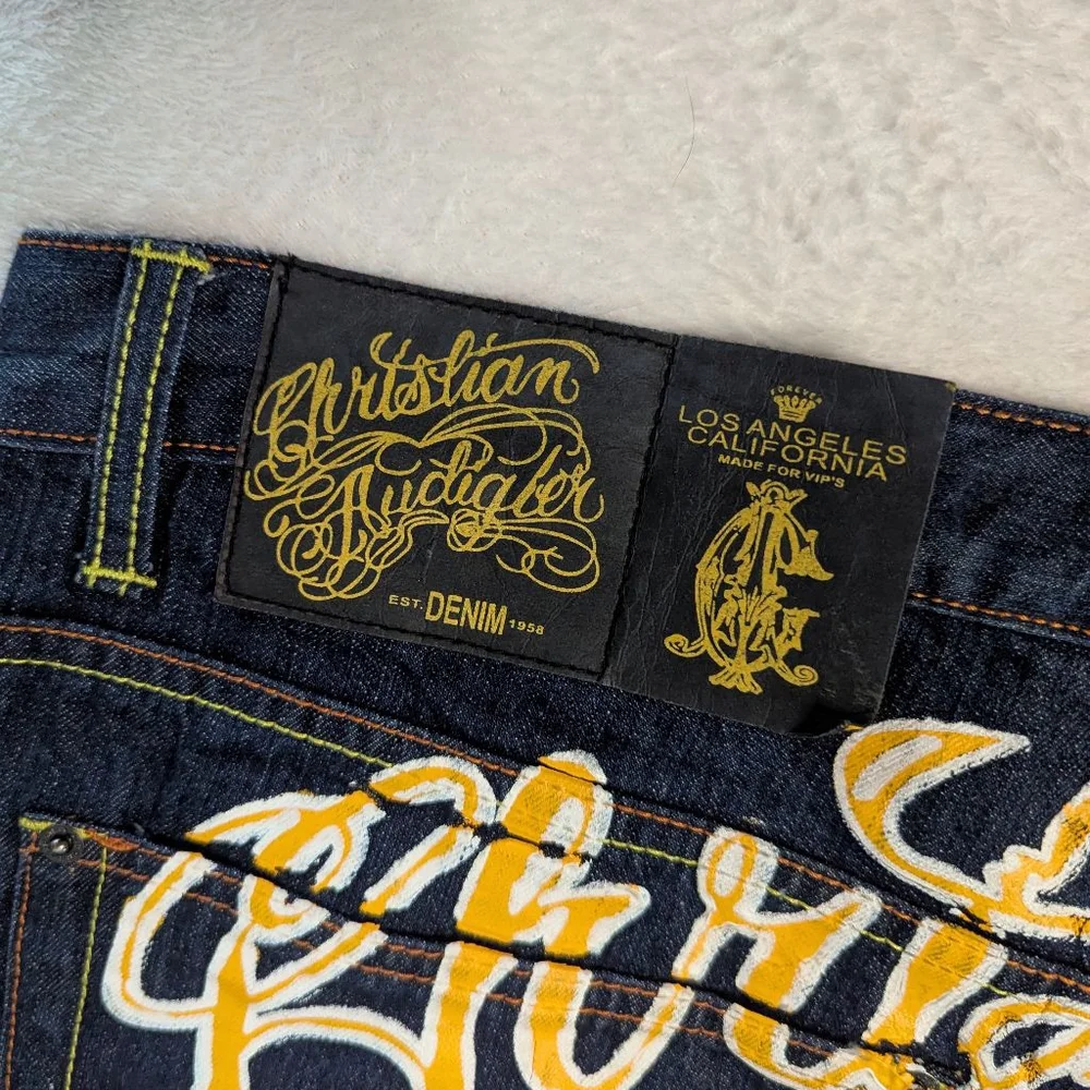 Christian Audigier Ed Hardy Vintage Embroidered Flame Skull Denim Shorts - 42×15